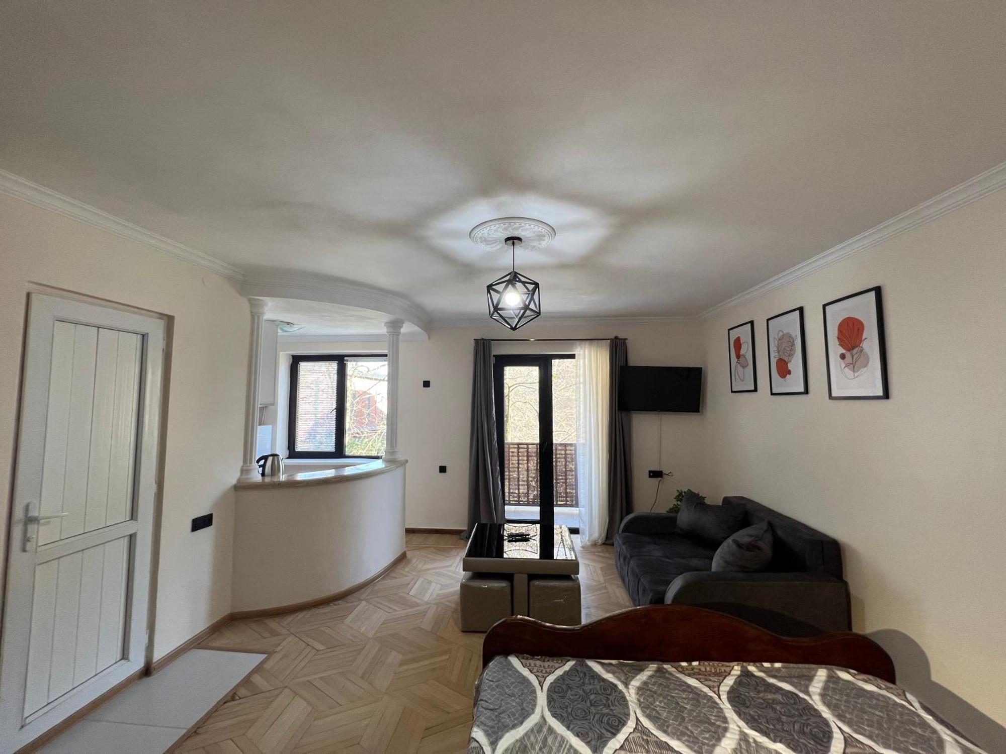 Maco'S Apartment Κουτάισι Εξωτερικό φωτογραφία